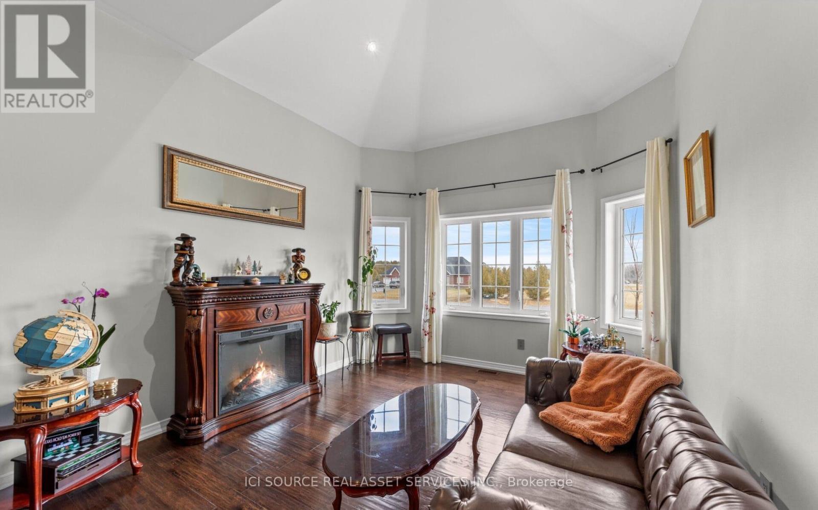 50 Songbird Crescent, Kawartha Lakes (Ops), Ontario  K9V 0A9 - Photo 16 - X12731580