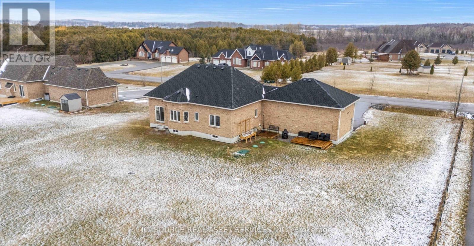 50 Songbird Crescent, Kawartha Lakes (Ops), Ontario  K9V 0A9 - Photo 32 - X12731580