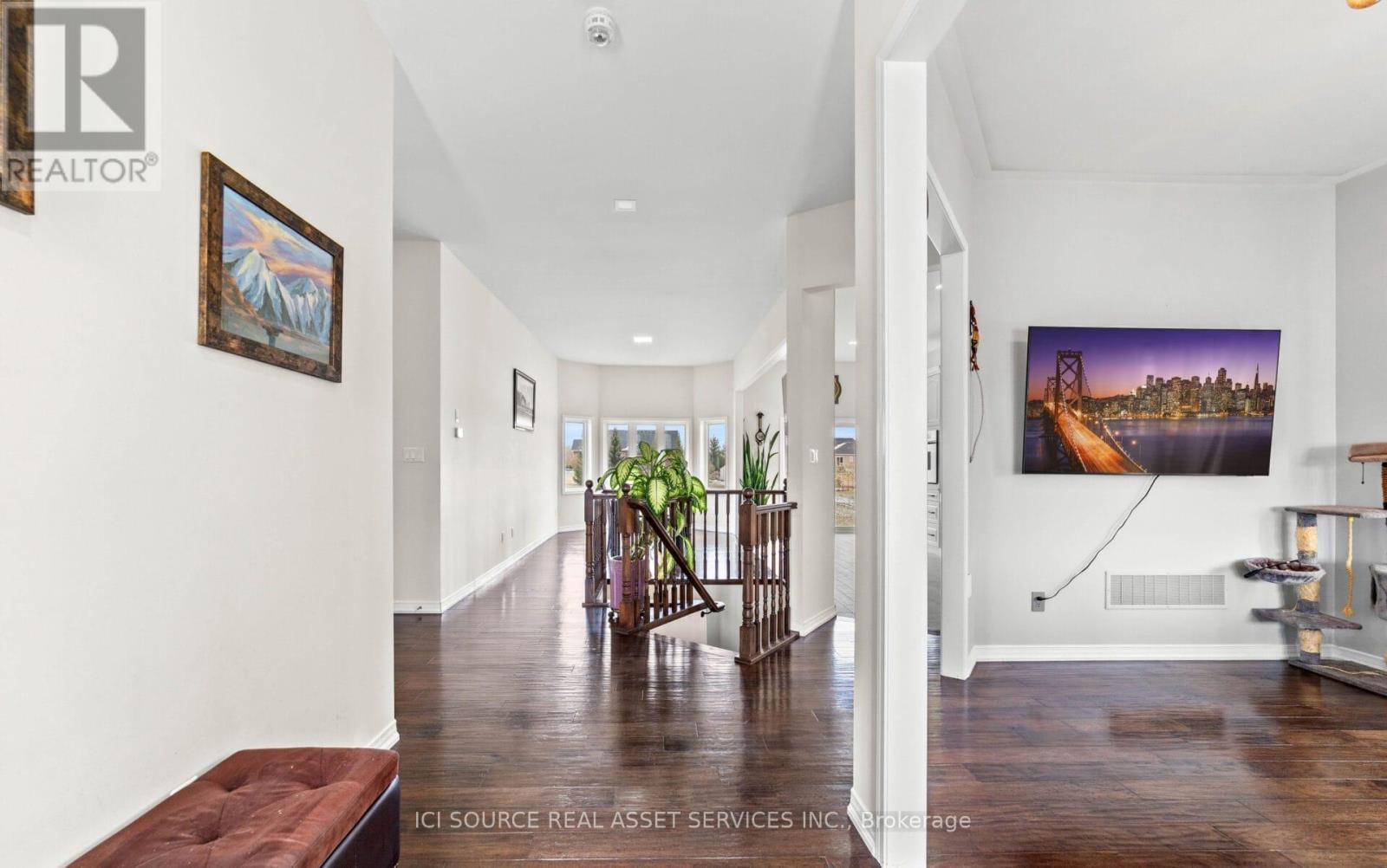 50 Songbird Crescent, Kawartha Lakes (Ops), Ontario  K9V 0A9 - Photo 5 - X12731580