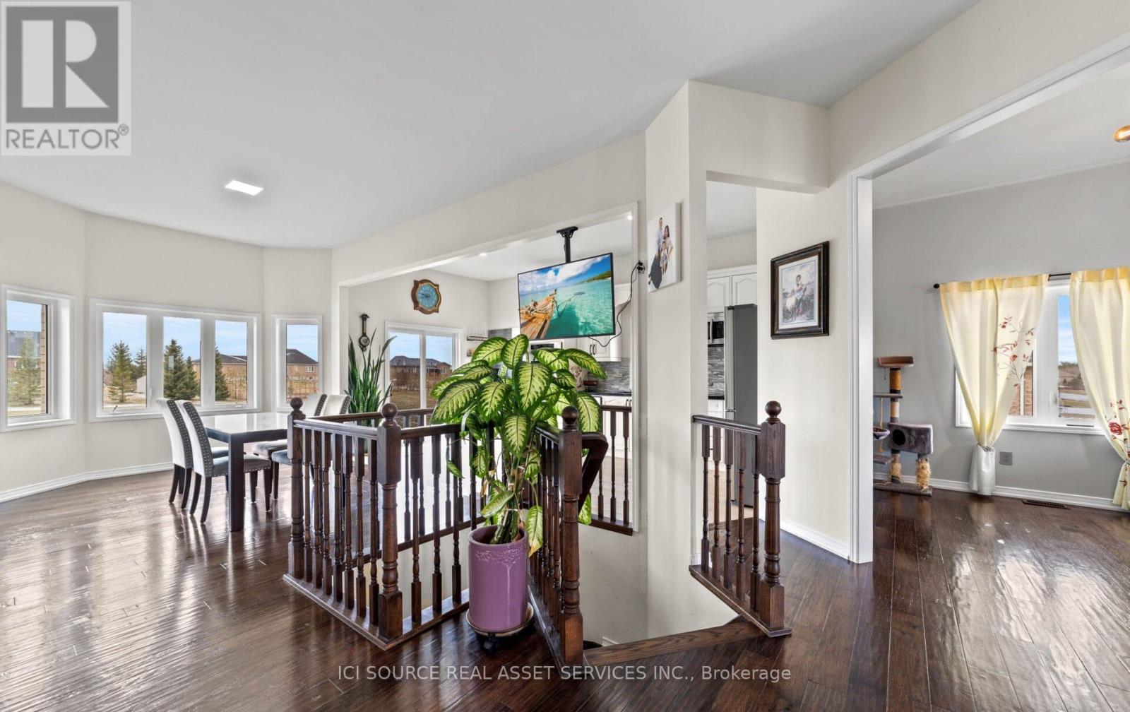 50 Songbird Crescent, Kawartha Lakes (Ops), Ontario  K9V 0A9 - Photo 6 - X12731580