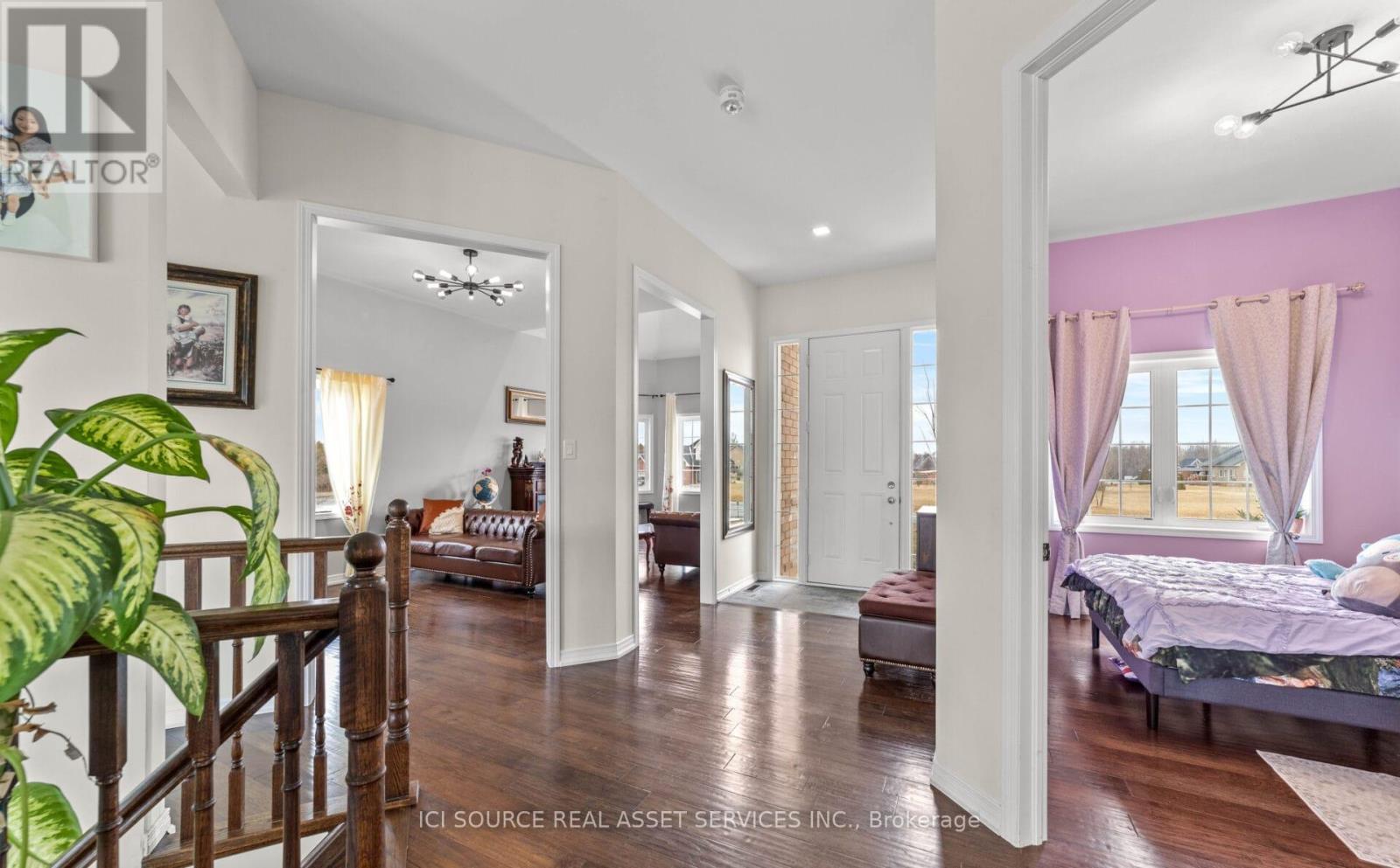 50 Songbird Crescent, Kawartha Lakes (Ops), Ontario  K9V 0A9 - Photo 7 - X12731580