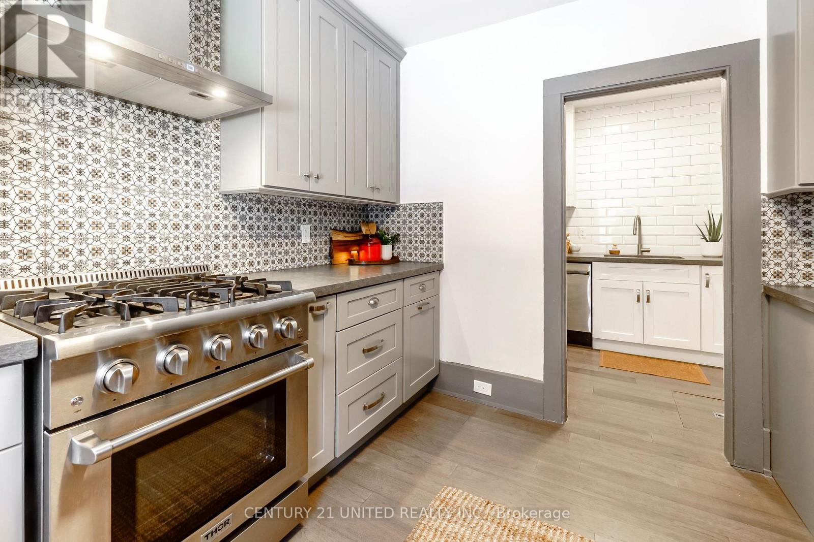 469 Hopkins Avenue, Peterborough (Town Ward 3), Ontario  K9H 2R9 - Photo 11 - X12731940