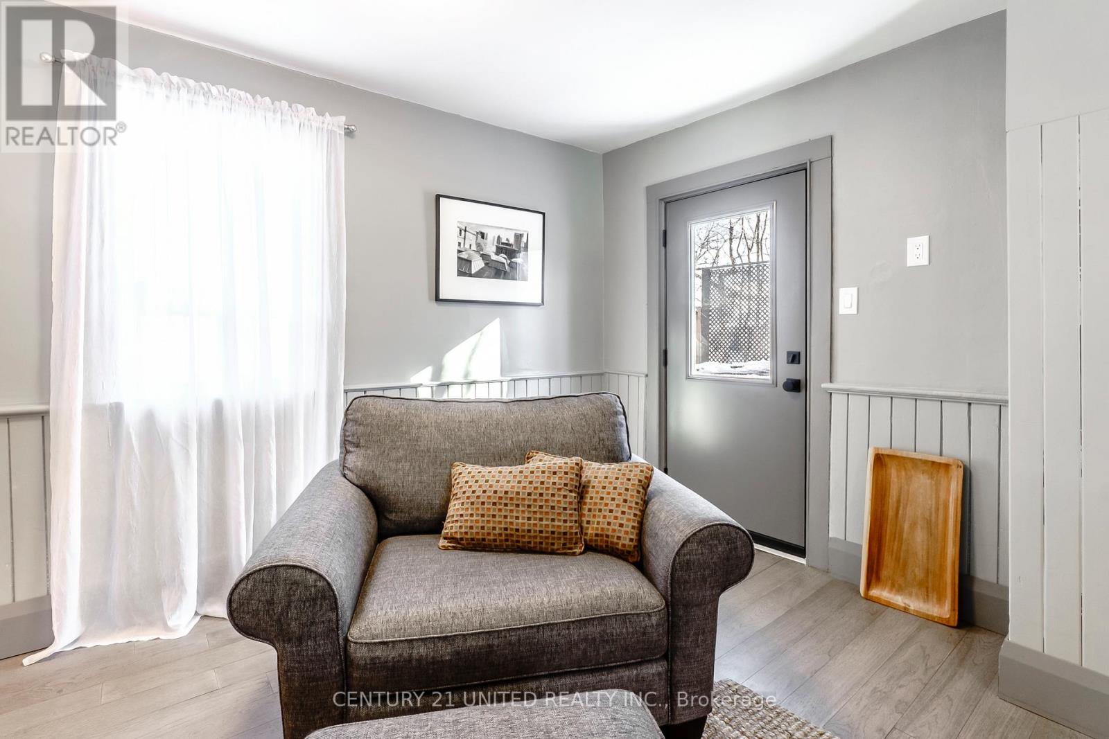 469 Hopkins Avenue, Peterborough (Town Ward 3), Ontario  K9H 2R9 - Photo 20 - X12731940