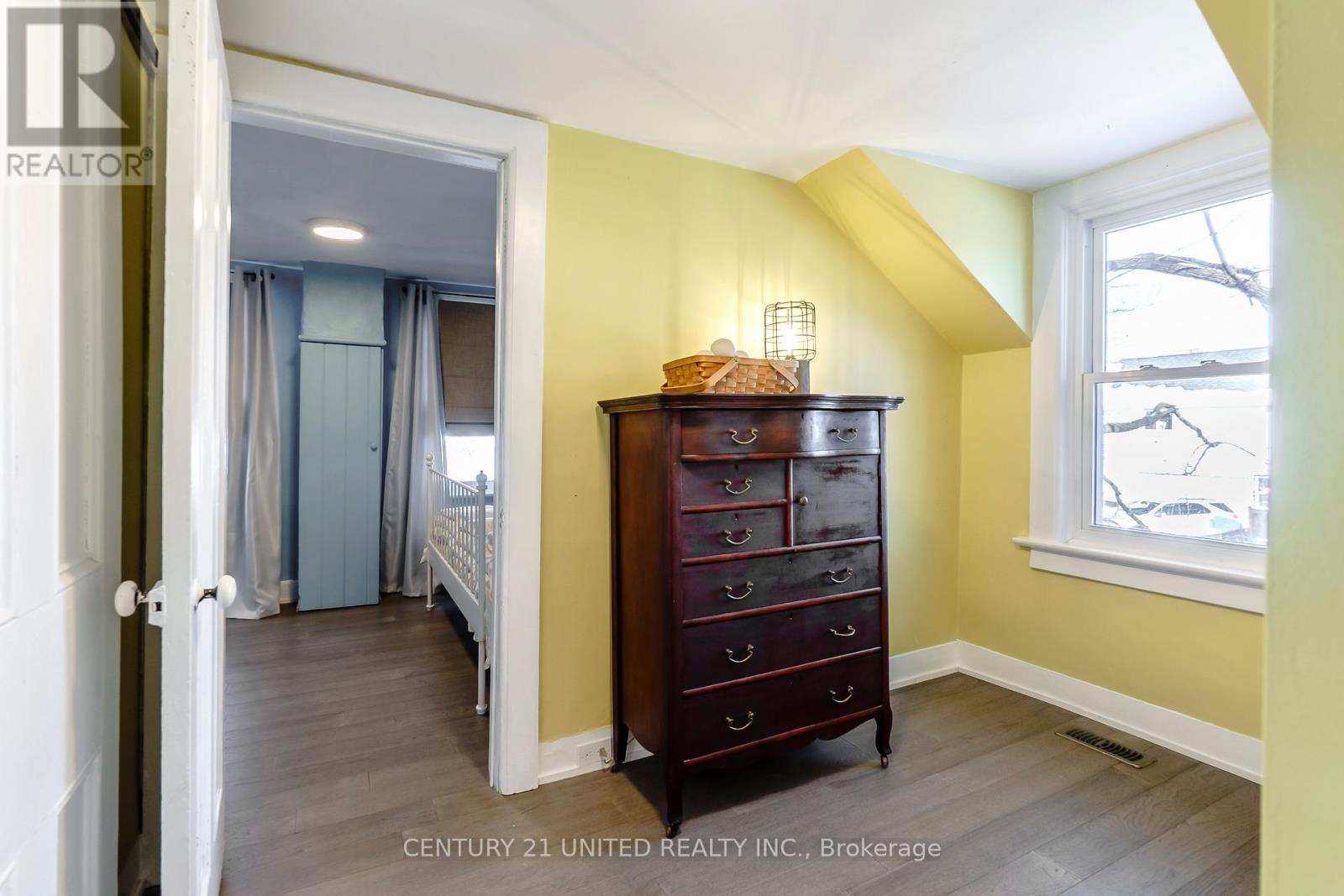 469 Hopkins Avenue, Peterborough (Town Ward 3), Ontario  K9H 2R9 - Photo 23 - X12731940