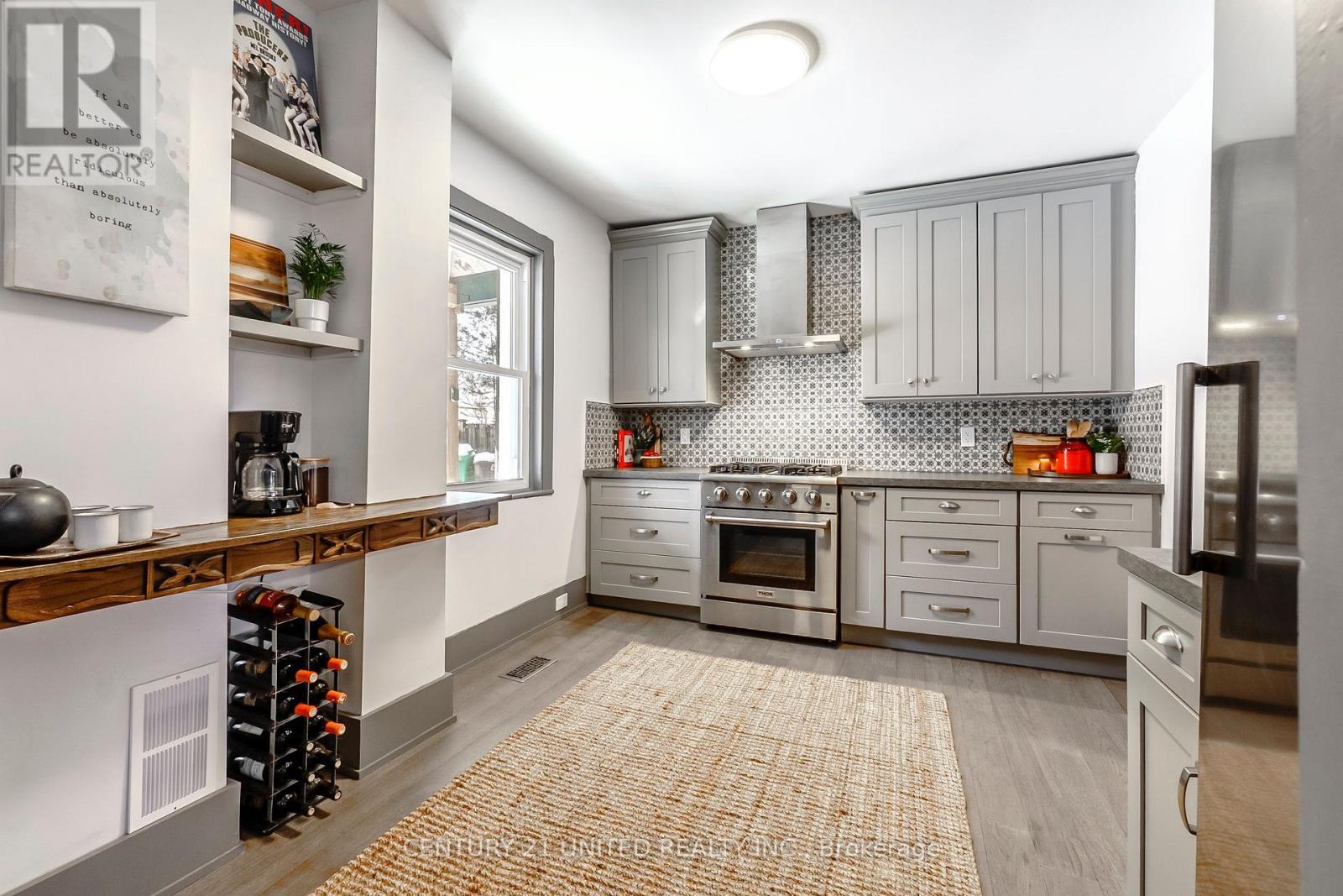 469 Hopkins Avenue, Peterborough (Town Ward 3), Ontario  K9H 2R9 - Photo 7 - X12731940