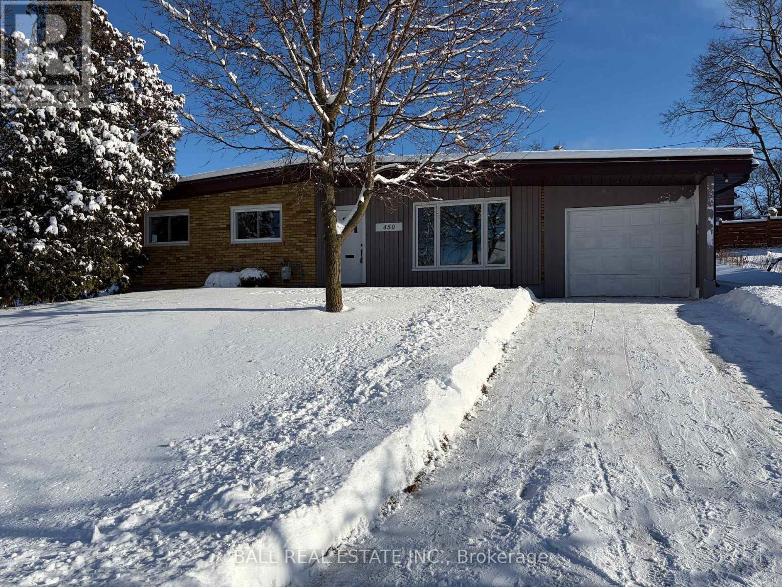 450 Rosedale Avenue, Peterborough (Town Ward 3), Ontario  K9J 6J1 - Photo 2 - X12732188