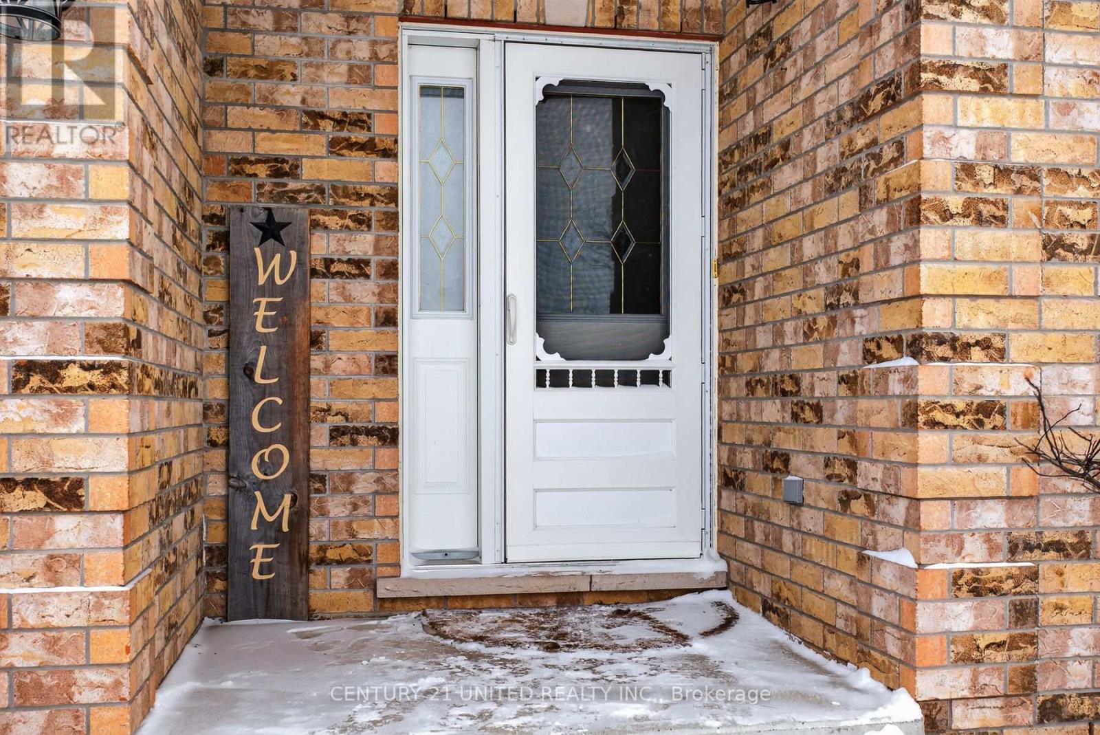 2635 Foxmeadow Road, Peterborough (Ashburnham Ward 4), Ontario  K9L 0A8 - Photo 4 - X12732544