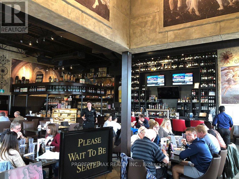 F8 - 449 Kent Street W, Kawartha Lakes (Ops), Ontario  K9V 2Y4 - Photo 3 - X12732586