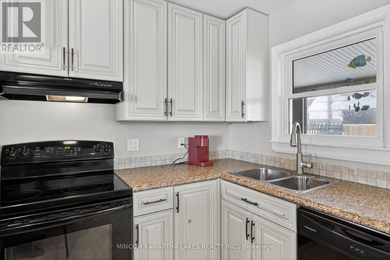 630 Sherbrooke Street, Peterborough (Town Ward 3), Ontario  K9J 2P6 - Photo 15 - X12733266