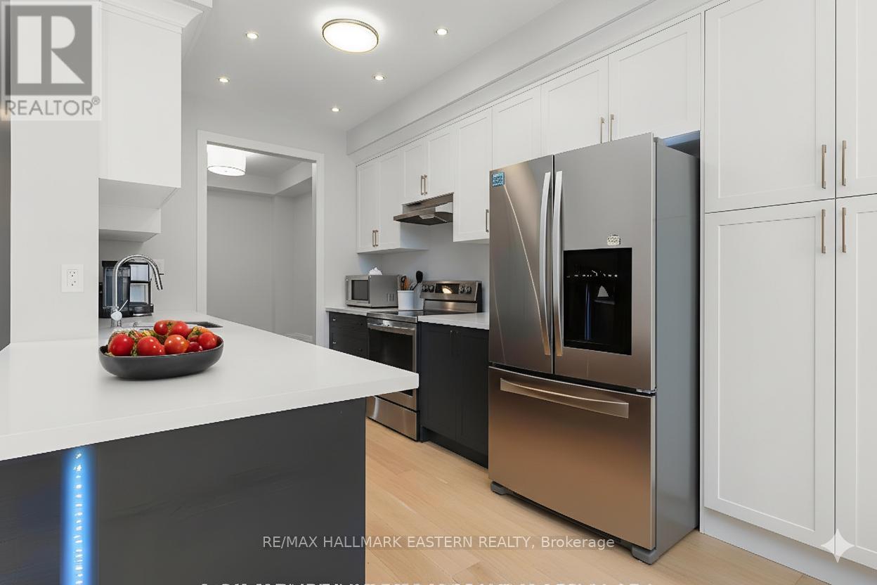 34 Coldbrook Drive, Cavan Monaghan (Millbrook Village), Ontario  L0A 1G0 - Photo 14 - X12733404