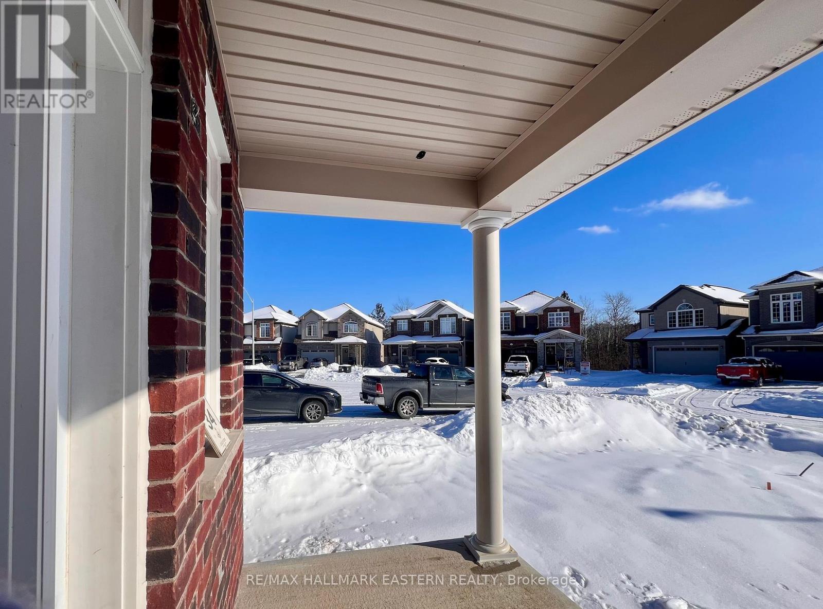 34 Coldbrook Drive, Cavan Monaghan (Millbrook Village), Ontario  L0A 1G0 - Photo 9 - X12733404