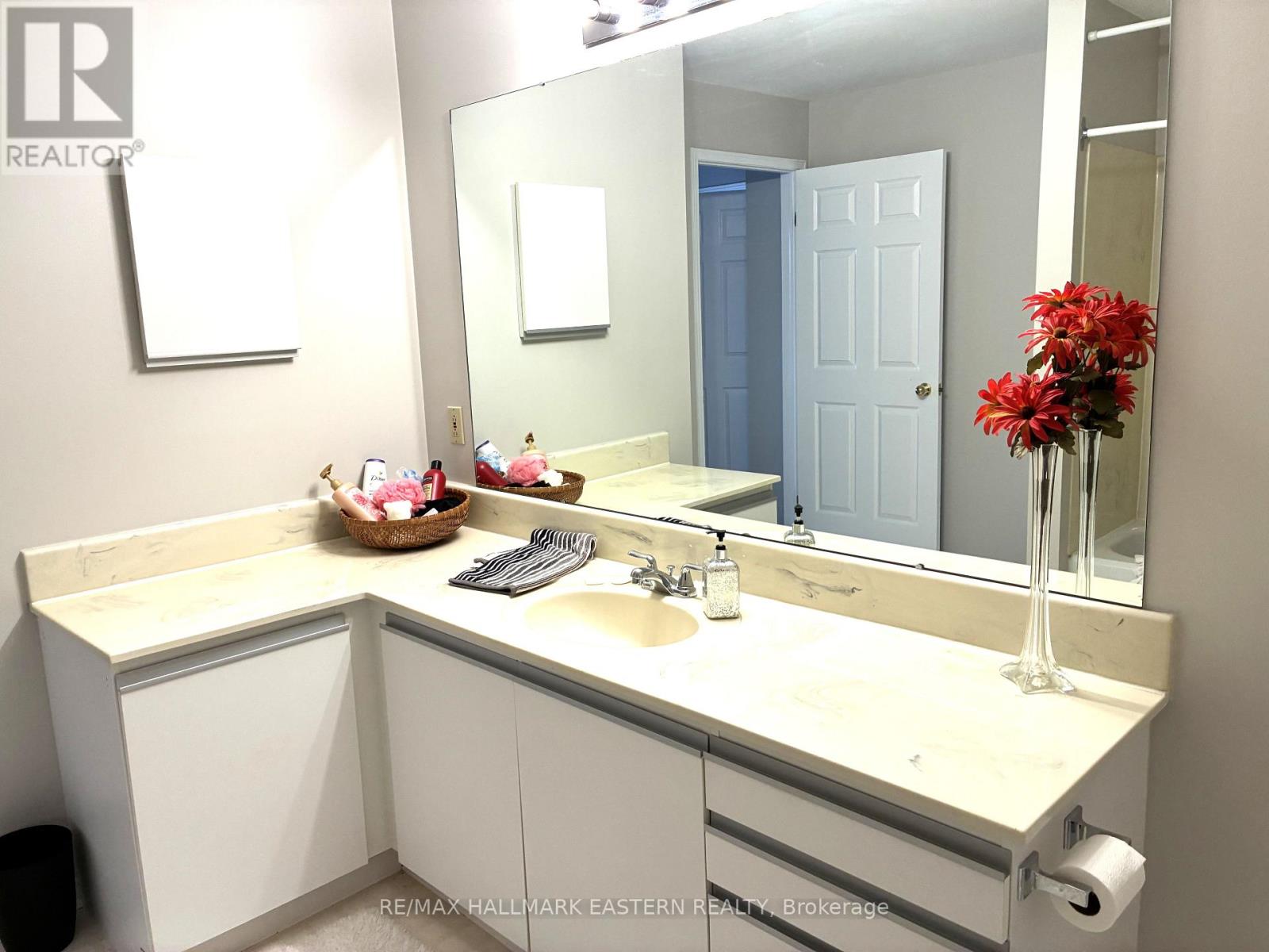 304c - 1099 Clonsilla Avenue Sw, Peterborough (Otonabee Ward 1), Ontario  K9J 8L8 - Photo 34 - X12733572