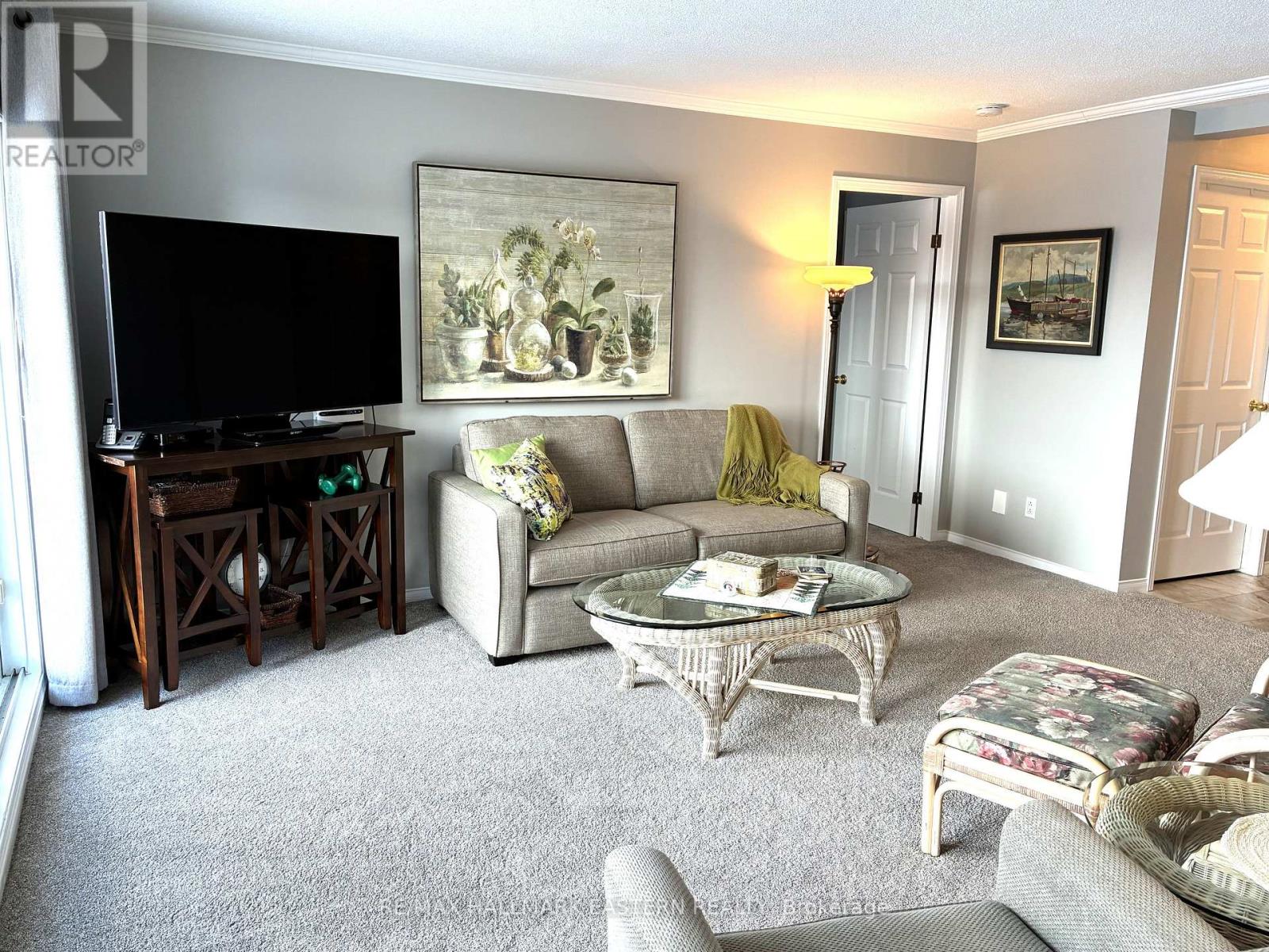 304c - 1099 Clonsilla Avenue Sw, Peterborough (Otonabee Ward 1), Ontario  K9J 8L8 - Photo 9 - X12733572