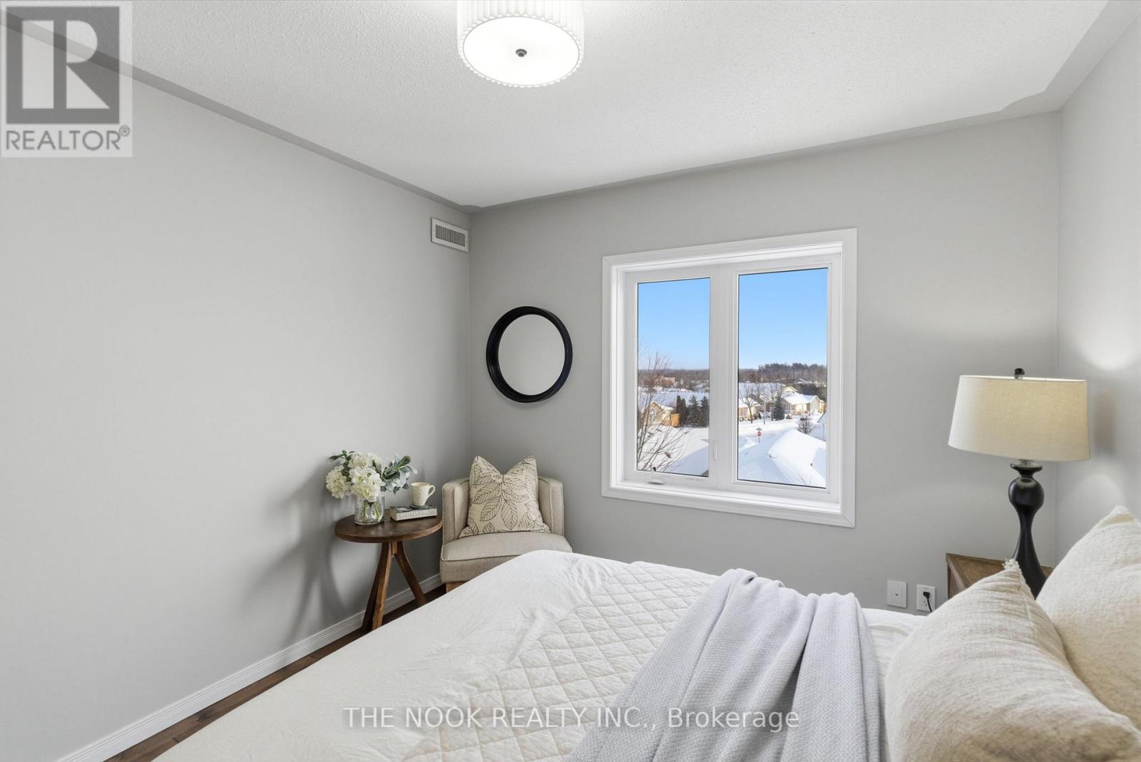 301 - 910 Wentworth Street, Peterborough (Otonabee Ward 1), Ontario  K9J 8R8 - Photo 23 - X12733852