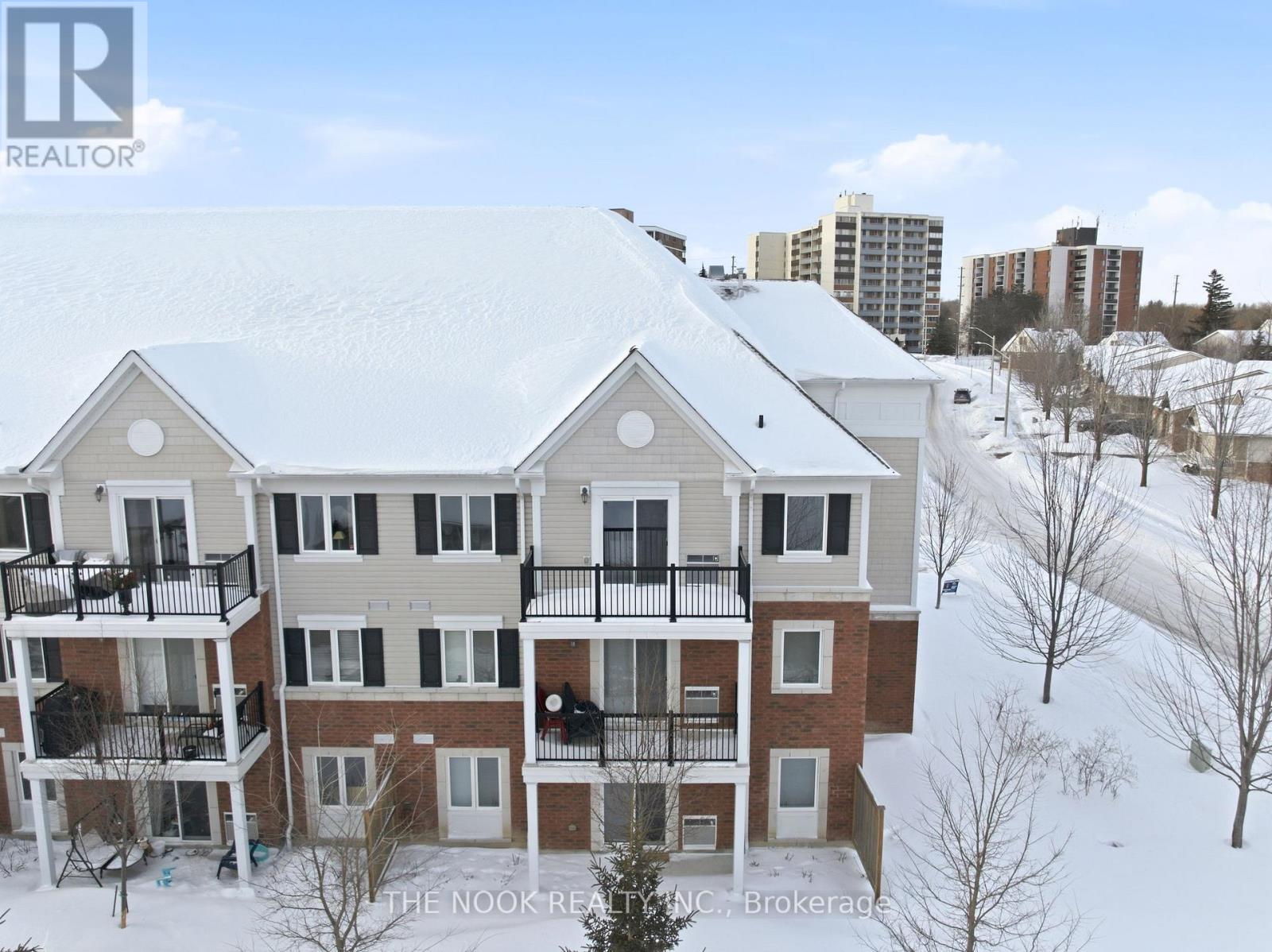 301 - 910 Wentworth Street, Peterborough (Otonabee Ward 1), Ontario  K9J 8R8 - Photo 35 - X12733852