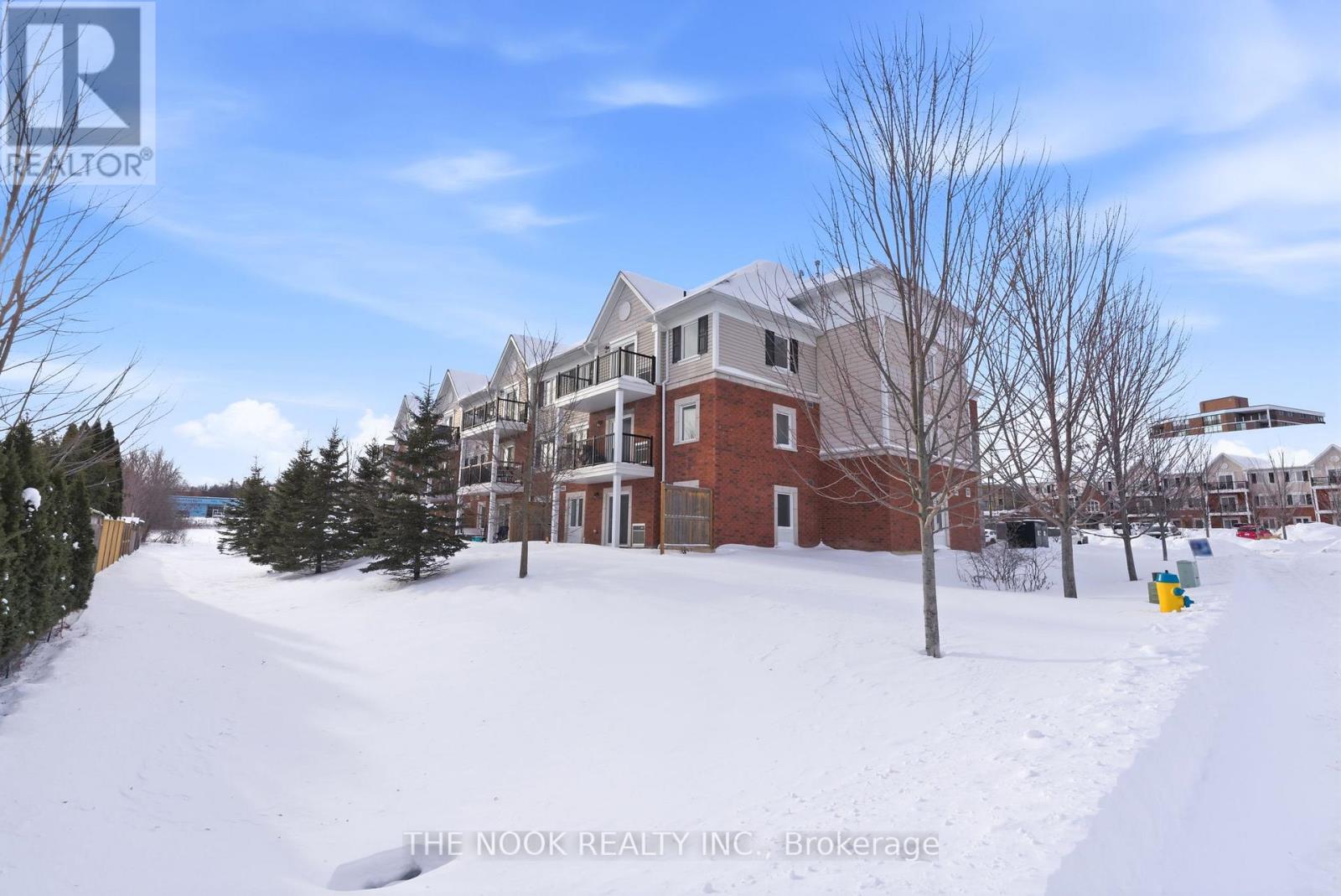 301 - 910 Wentworth Street, Peterborough (Otonabee Ward 1), Ontario  K9J 8R8 - Photo 36 - X12733852