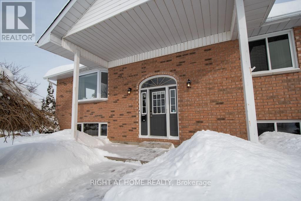 10 Kalman Drive, Cavan Monaghan (Cavan Twp), Ontario  K0L 1B0 - Photo 3 - X12734312