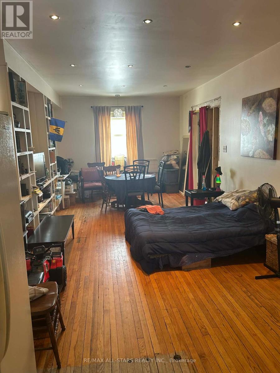 23 Victoria Avenue N, Kawartha Lakes (Lindsay), Ontario  K9V 4E6 - Photo 6 - X12734734