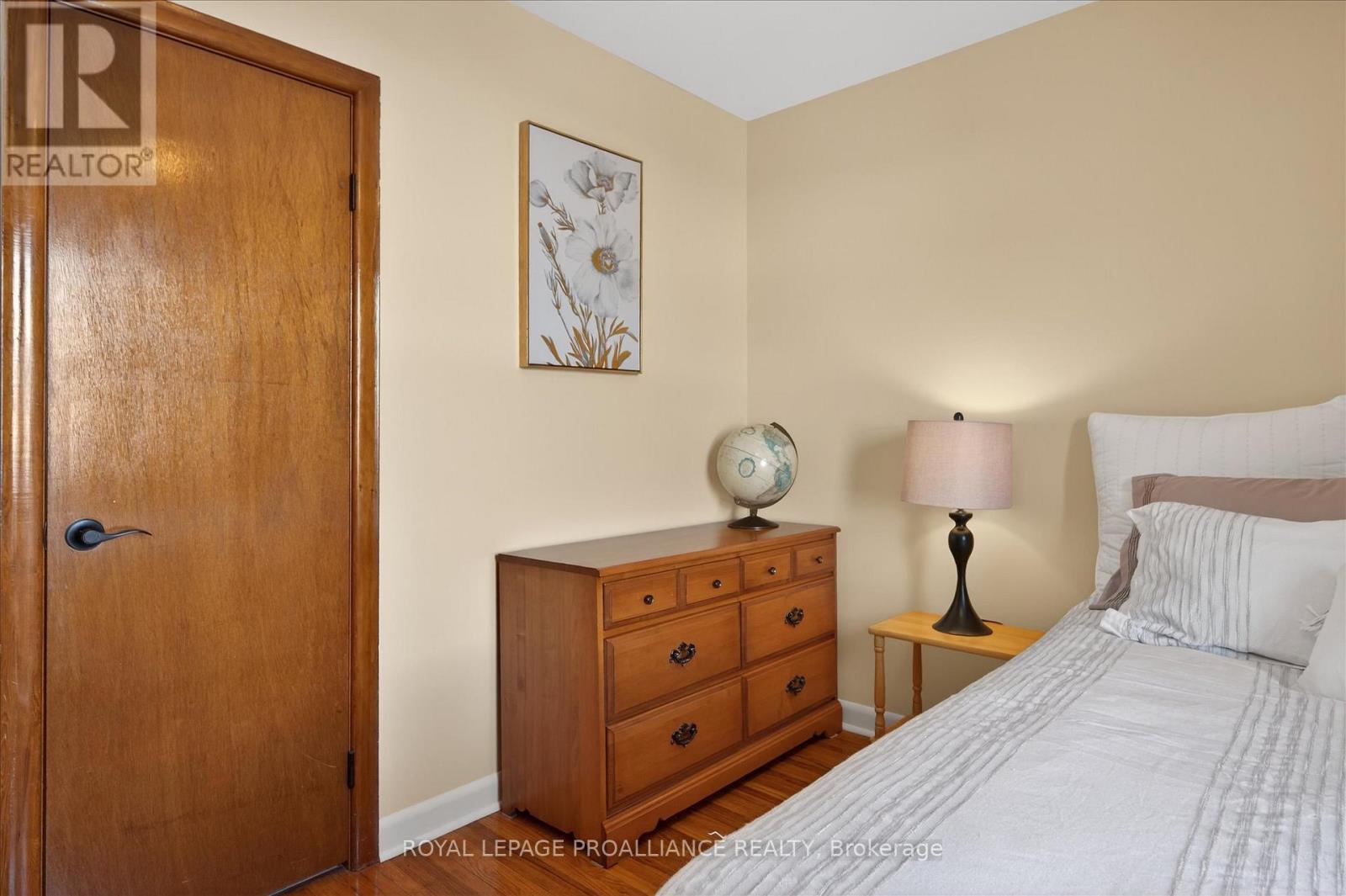 260 Bellevue Street, Peterborough (Northcrest Ward 5), Ontario  K9H 5E5 - Photo 24 - X12735358