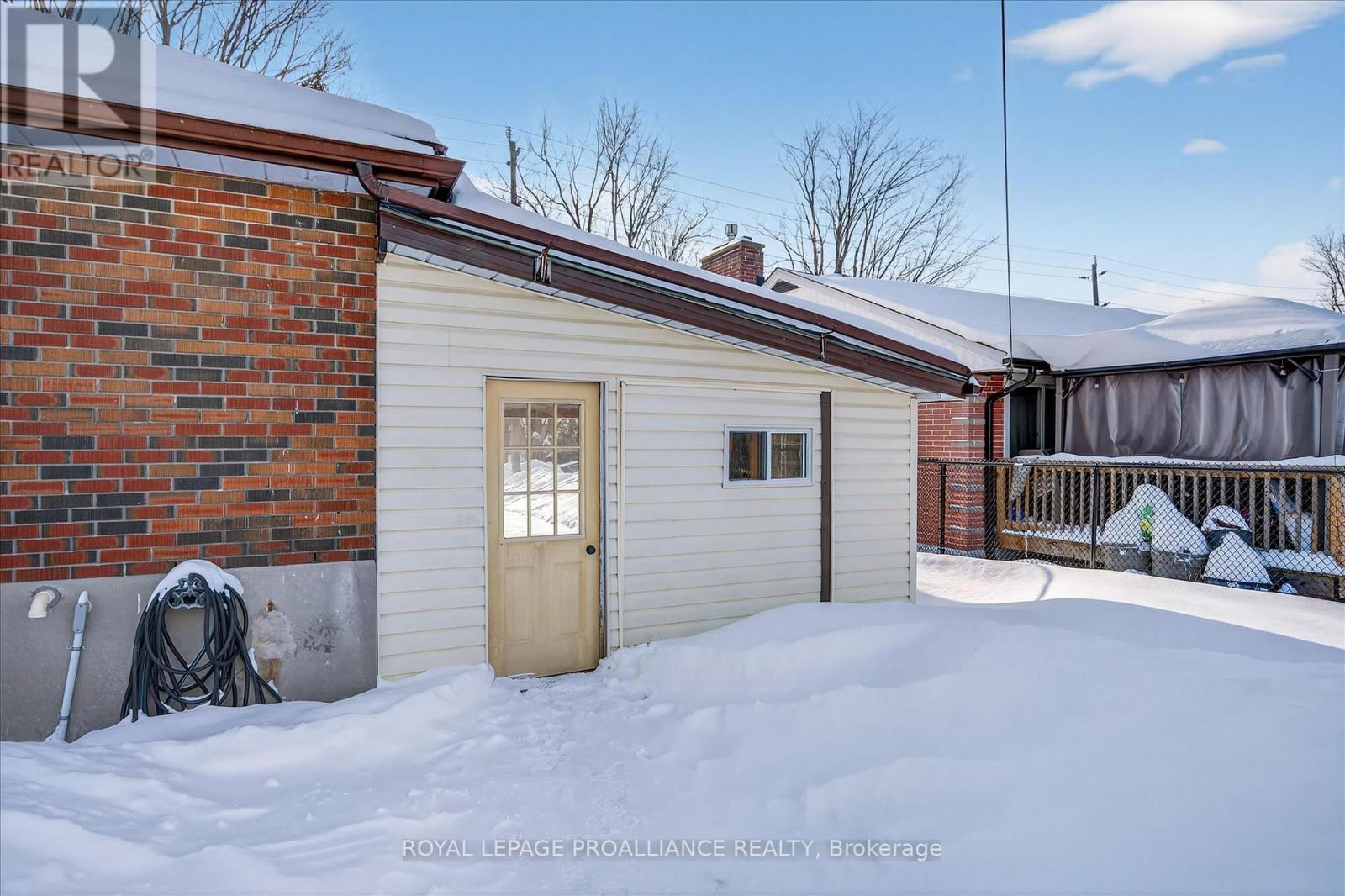260 Bellevue Street, Peterborough (Northcrest Ward 5), Ontario  K9H 5E5 - Photo 39 - X12735358