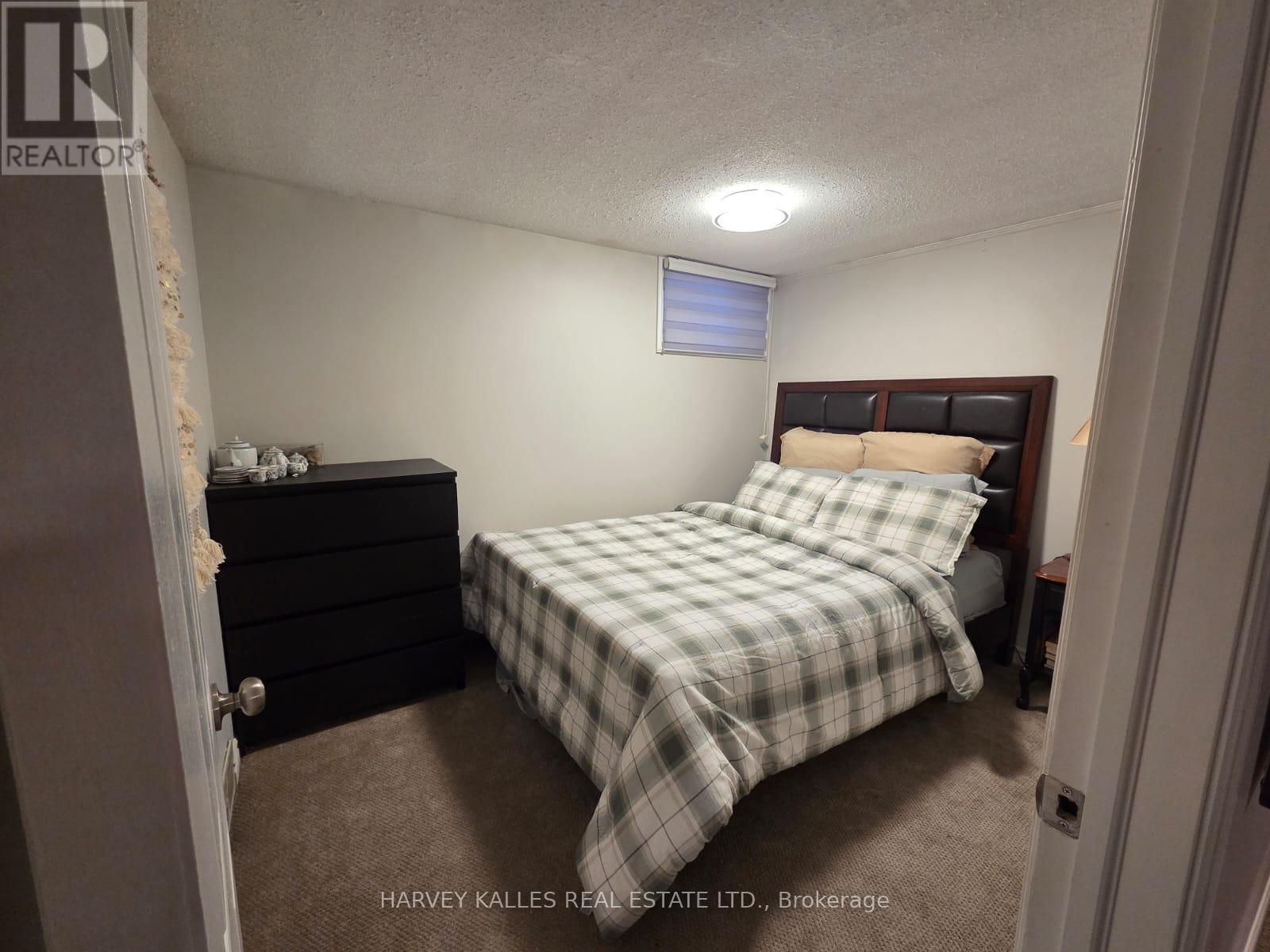 112 Dumble Avenue, Peterborough (Northcrest Ward 5), Ontario  K9H 5A8 - Photo 28 - X12736176