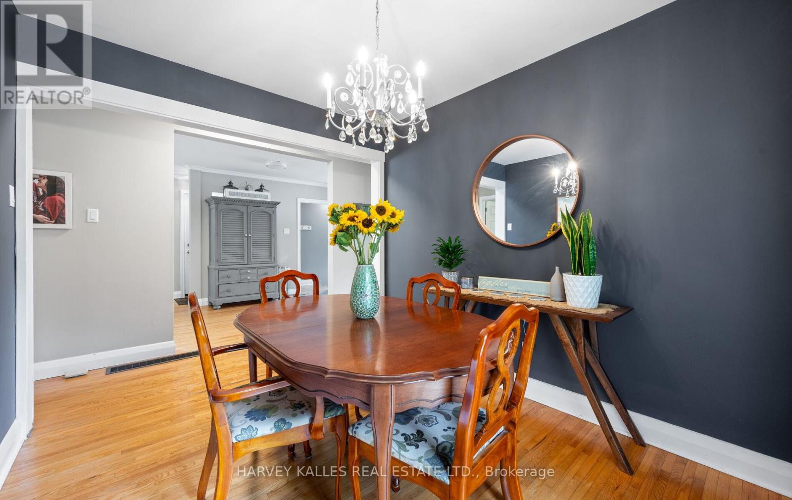 112 Dumble Avenue, Peterborough (Northcrest Ward 5), Ontario  K9H 5A8 - Photo 3 - X12736176