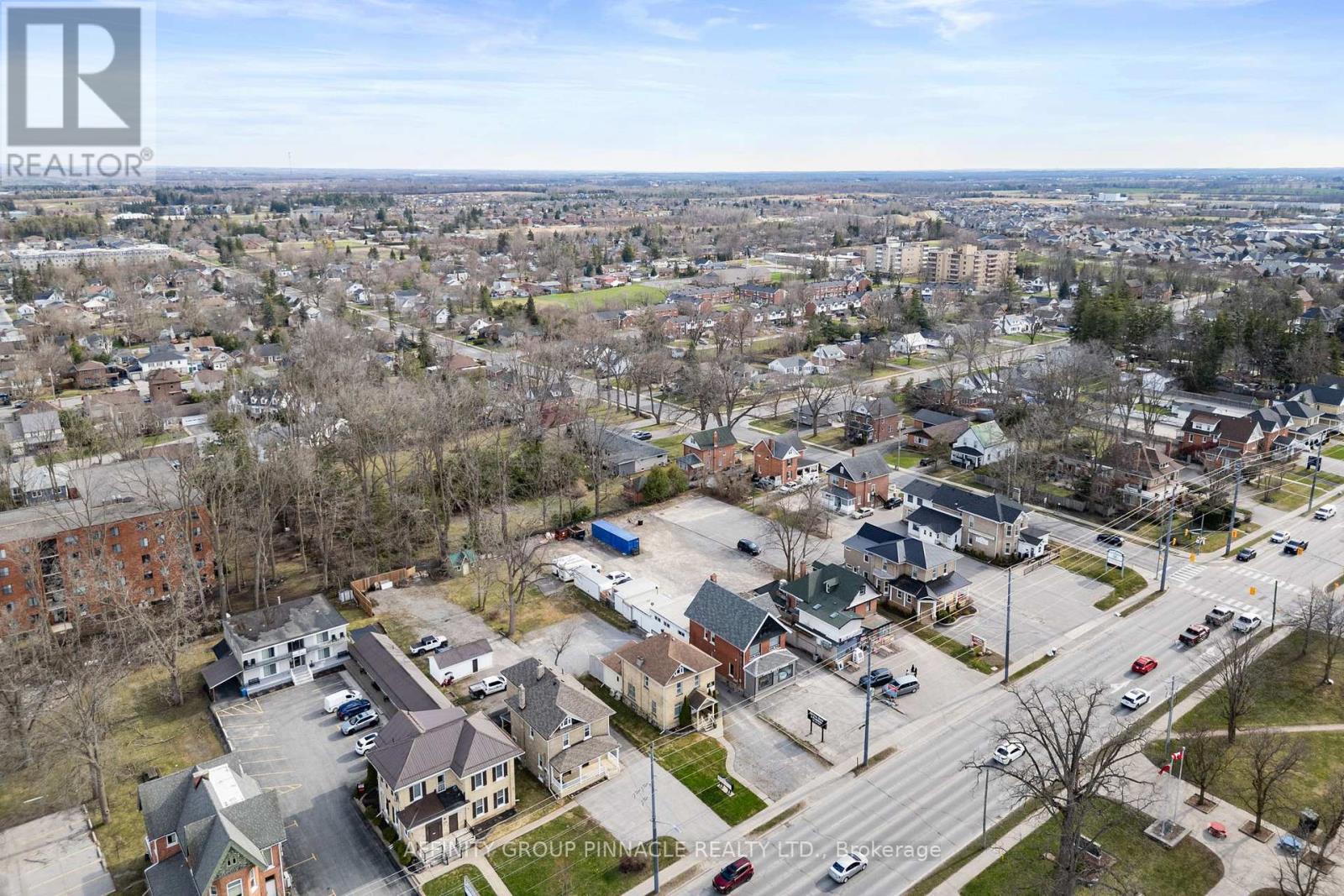 255 Kent Street W, Kawartha Lakes (Lindsay), Ontario  K9V 2Z4 - Photo 2 - X12736552