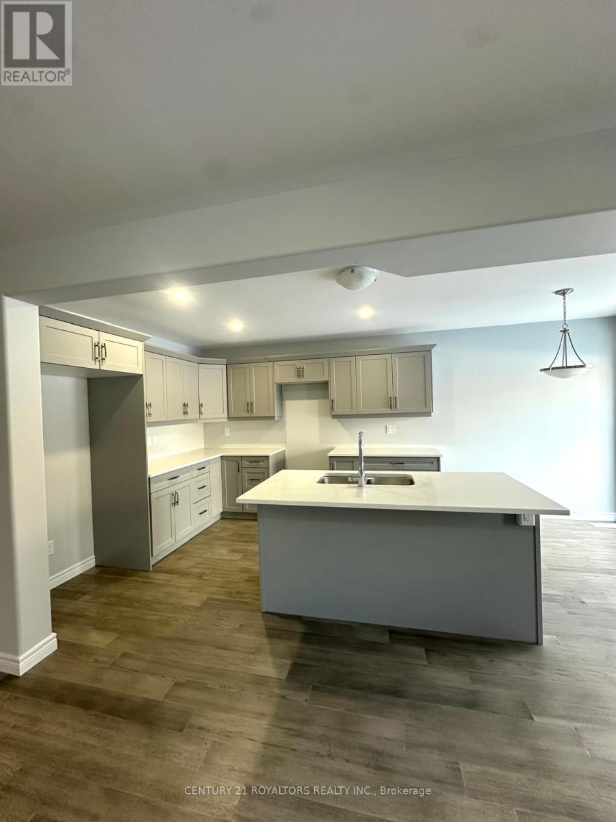 240 O'neil Street, Peterborough (Monaghan Ward 2), Ontario  K9J 6X4 - Photo 11 - X12736510