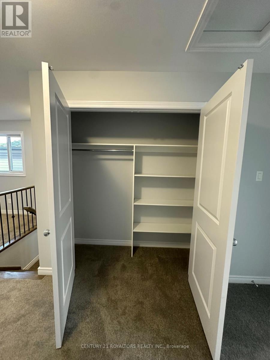 240 O'neil Street, Peterborough (Monaghan Ward 2), Ontario  K9J 6X4 - Photo 22 - X12736510