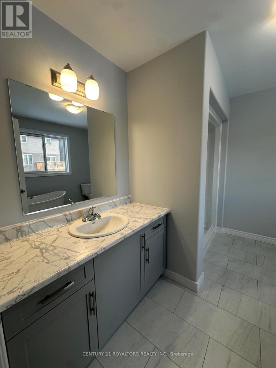 240 O'neil Street, Peterborough (Monaghan Ward 2), Ontario  K9J 6X4 - Photo 29 - X12736510