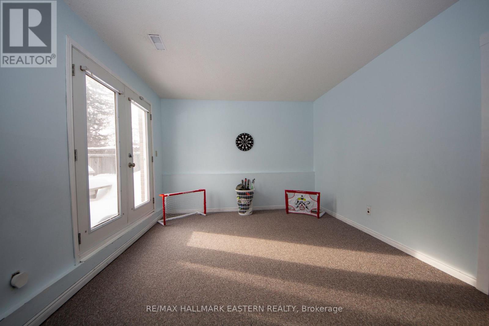 2229 Lynhaven Road, Peterborough (Monaghan Ward 2), Ontario  K9K 1V8 - Photo 33 - X12736614