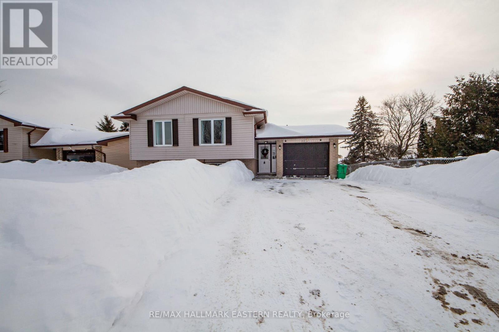 2229 Lynhaven Road, Peterborough (Monaghan Ward 2), Ontario  K9K 1V8 - Photo 36 - X12736614