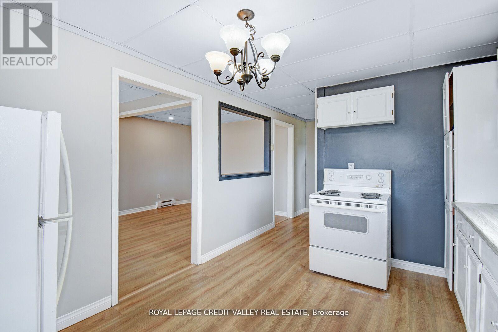 105 Hastings Street N, Bancroft (Bancroft Ward), Ontario  K0L 1C0 - Photo 20 - X12737024