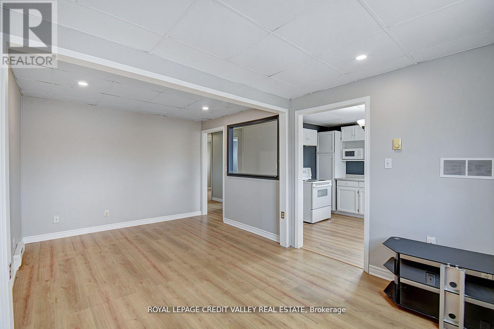 105 Hastings Street N, Bancroft (Bancroft Ward), Ontario  K0L 1C0 - Photo 22 - X12737024