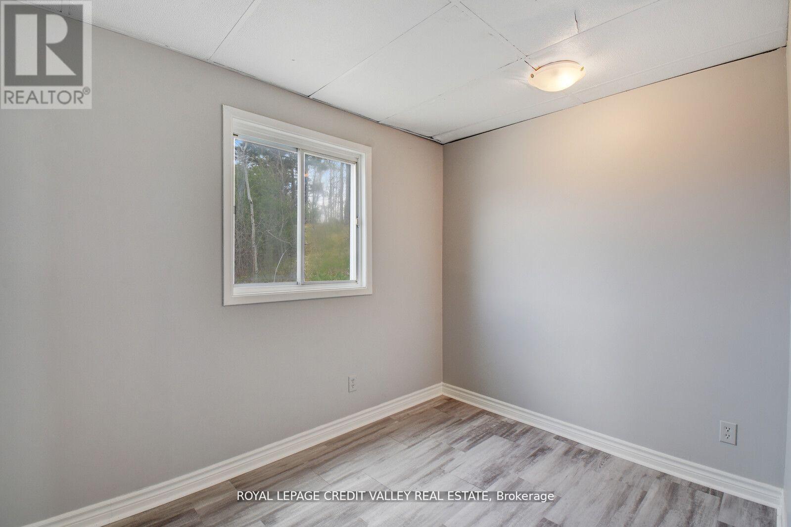 105 Hastings Street N, Bancroft (Bancroft Ward), Ontario  K0L 1C0 - Photo 41 - X12737024