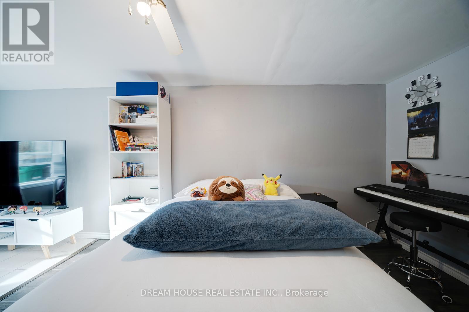 2048 Walker Avenue, Peterborough (Ashburnham Ward 4), Ontario  K9L 1S1 - Photo 28 - X12737248