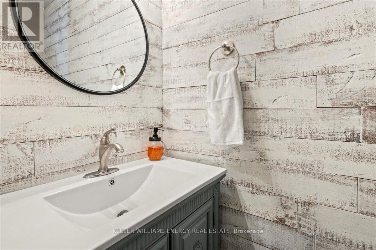 2 Resnik Drive, Clarington (Newcastle), Ontario  L1B 1K5 - Photo 18 - E12738188