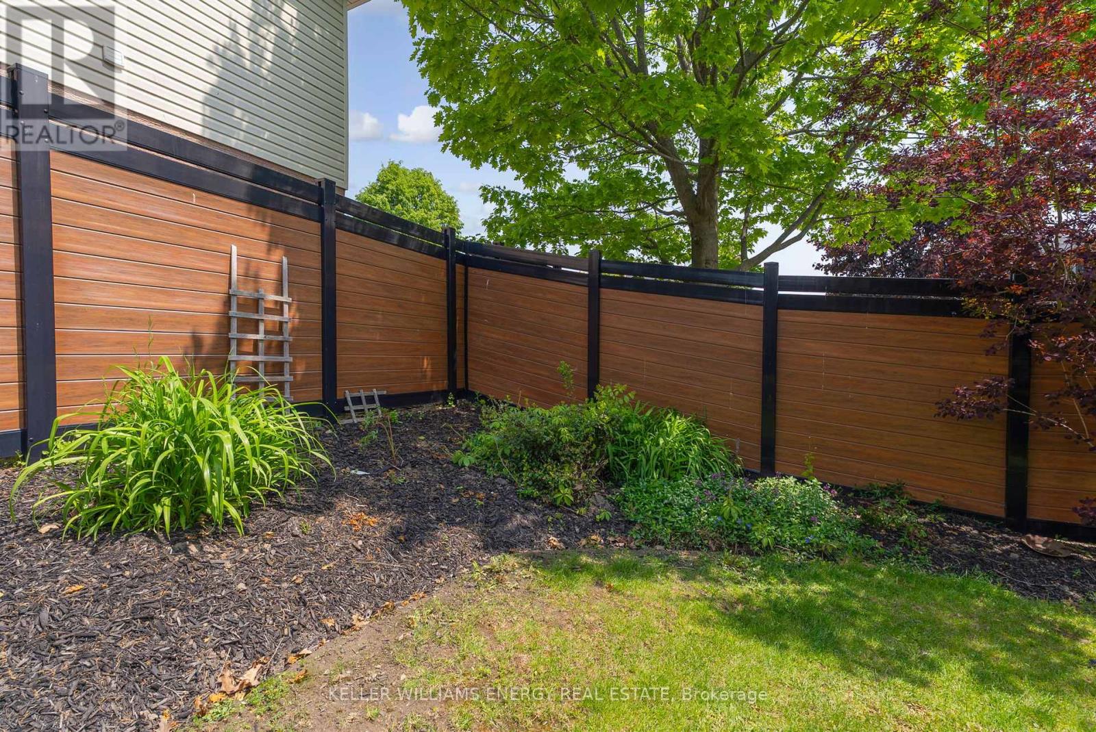 2 Resnik Drive, Clarington (Newcastle), Ontario  L1B 1K5 - Photo 25 - E12738188