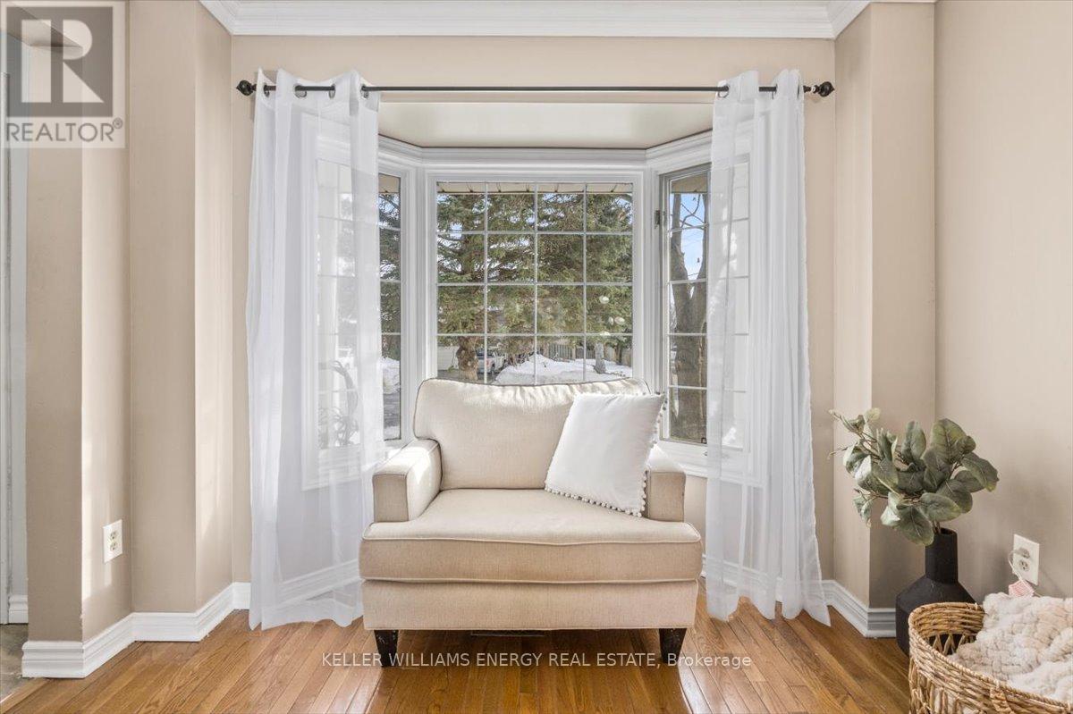 2 Resnik Drive, Clarington (Newcastle), Ontario  L1B 1K5 - Photo 4 - E12738188