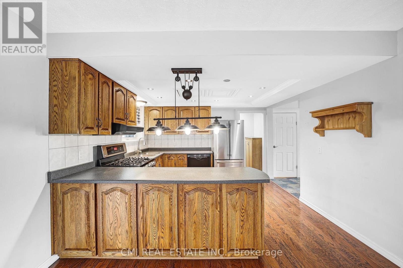 96 Elgin Street, Kawartha Lakes (Lindsay), Ontario  K9V 3W7 - Photo 13 - X12739480