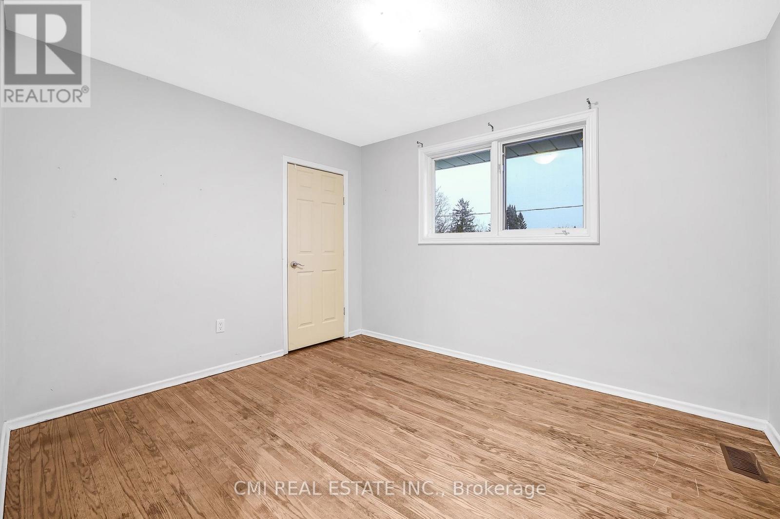 96 Elgin Street, Kawartha Lakes (Lindsay), Ontario  K9V 3W7 - Photo 22 - X12739480