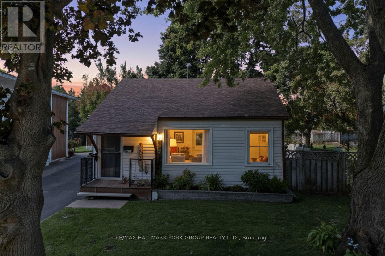 24 Churchill Crescent, Kawartha Lakes (Lindsay), Ontario  K9V 3Y6 - Photo 3 - X12739508