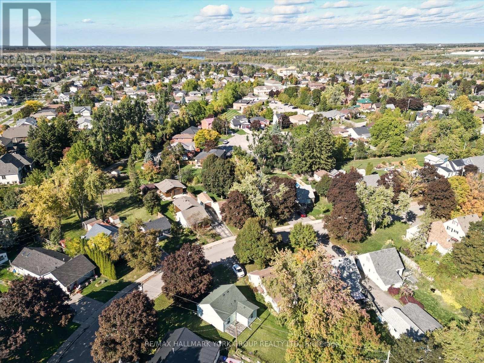 24 Churchill Crescent, Kawartha Lakes (Lindsay), Ontario  K9V 3Y6 - Photo 37 - X12739508