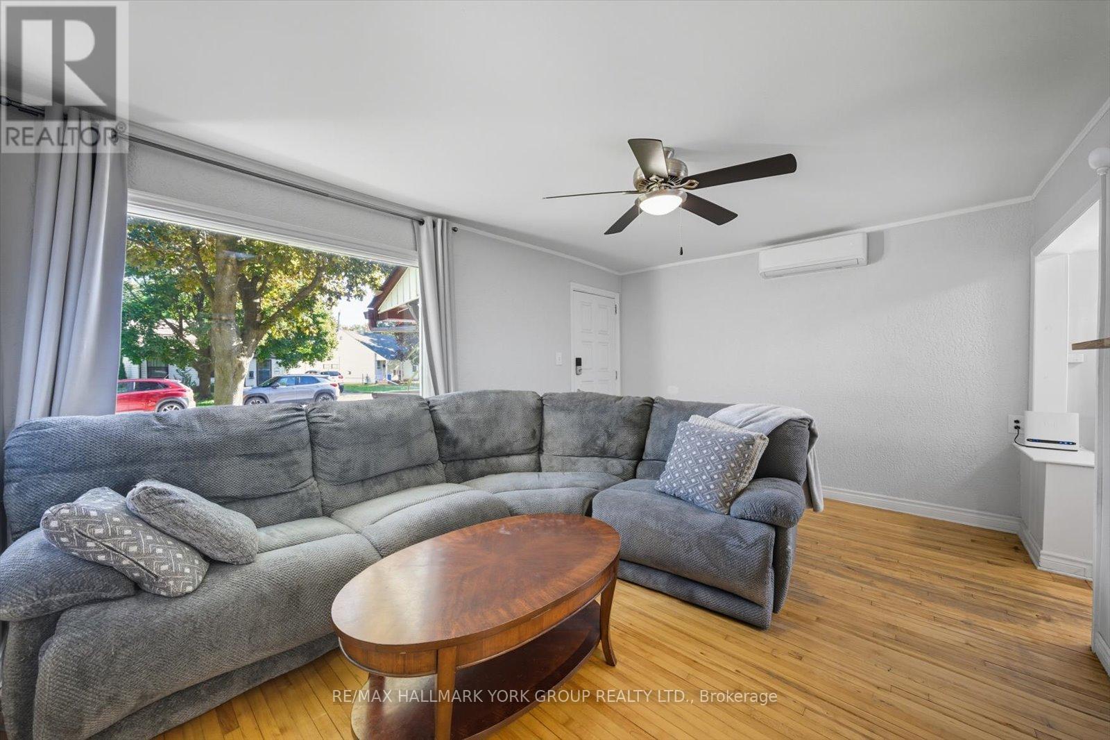 24 Churchill Crescent, Kawartha Lakes (Lindsay), Ontario  K9V 3Y6 - Photo 5 - X12739508