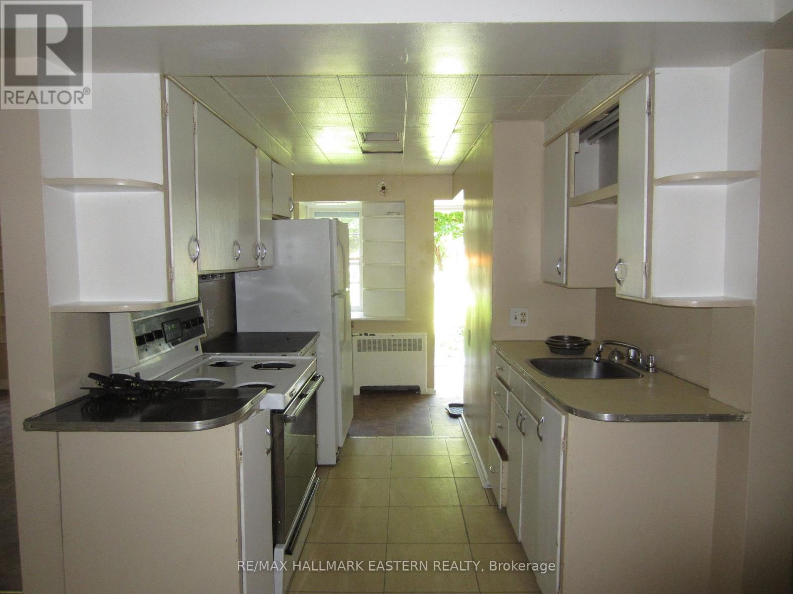 629 Rubidge Street, Peterborough (Town Ward 3), Ontario  K9H 4E9 - Photo 16 - X12740344