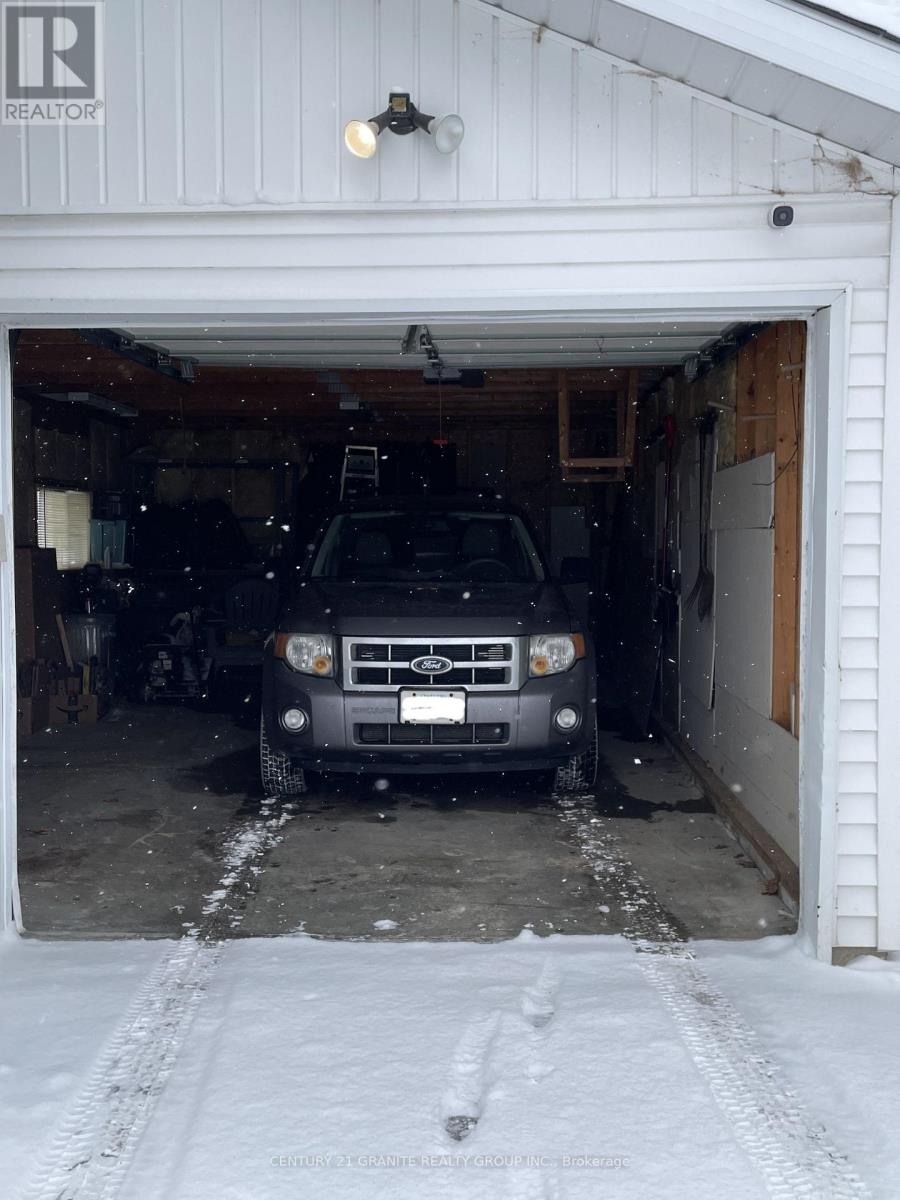 10 Hemlock Street, Highlands East (Bicroft Ward), Ontario  K0L 1M0 - Photo 26 - X12741594