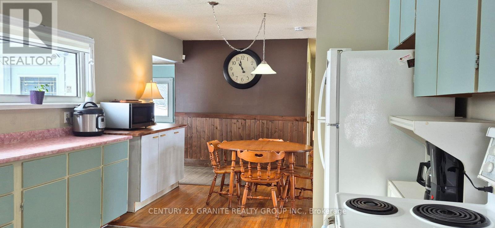 10 Hemlock Street, Highlands East (Bicroft Ward), Ontario  K0L 1M0 - Photo 6 - X12741594