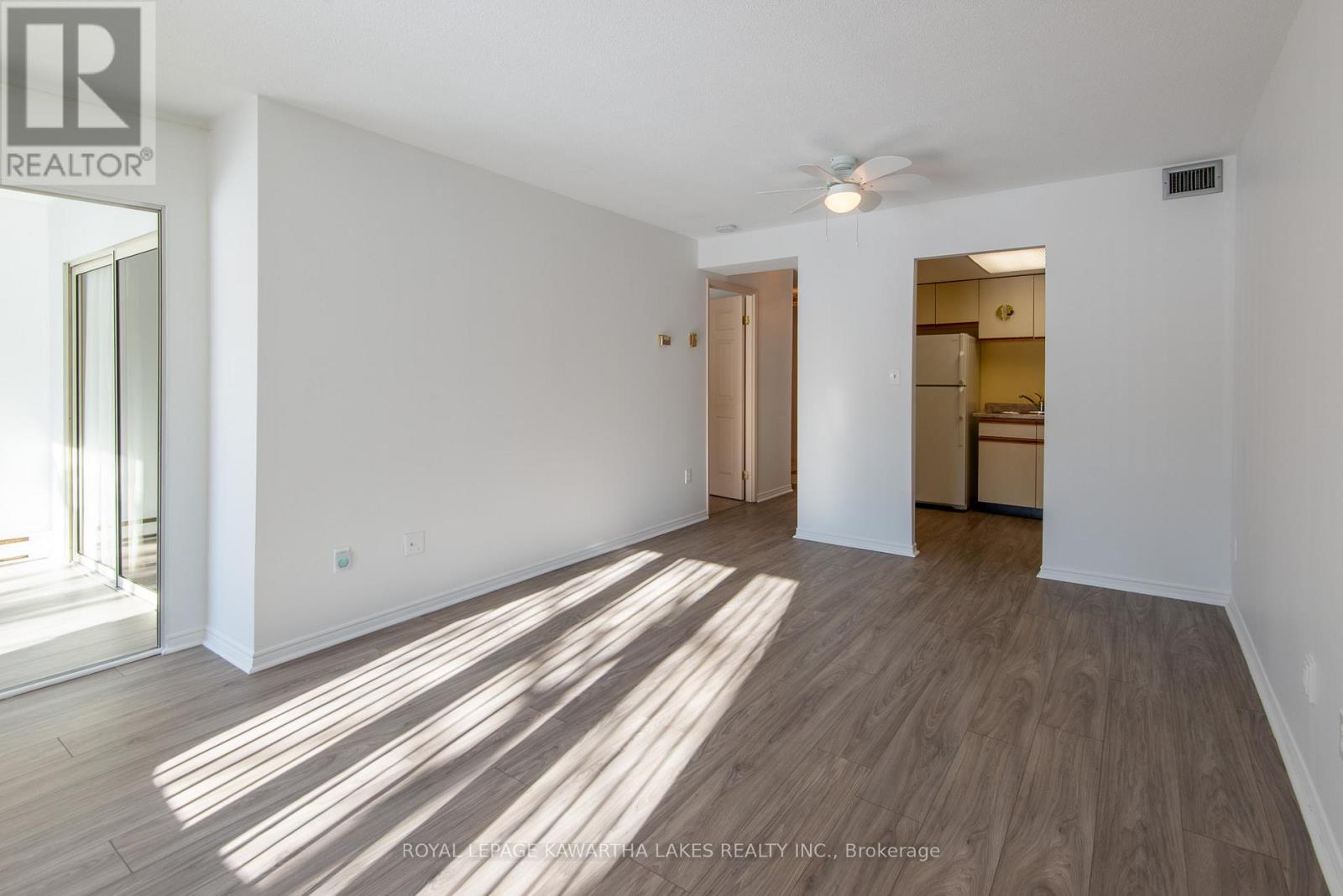 108 - 2 Heritage Way, Kawartha Lakes (Lindsay), Ontario  K9V 5P5 - Photo 10 - X12742536