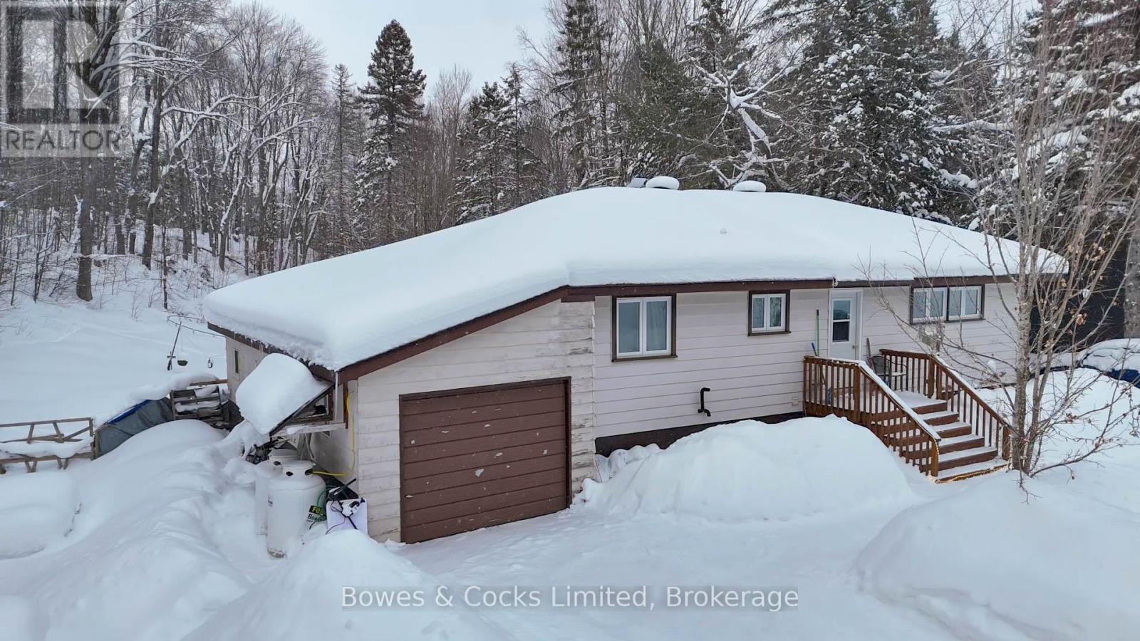 1052 Estates Road, Highlands East (Bicroft Ward), Ontario  K0L 1C0 - Photo 14 - X12742946