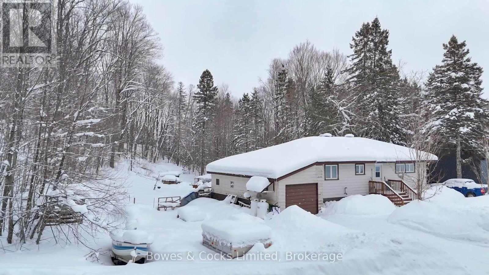 1052 Estates Road, Highlands East (Bicroft Ward), Ontario  K0L 1C0 - Photo 3 - X12742946